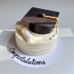 Graduation Cake - 500g